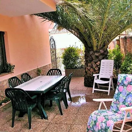 Florinda Villa